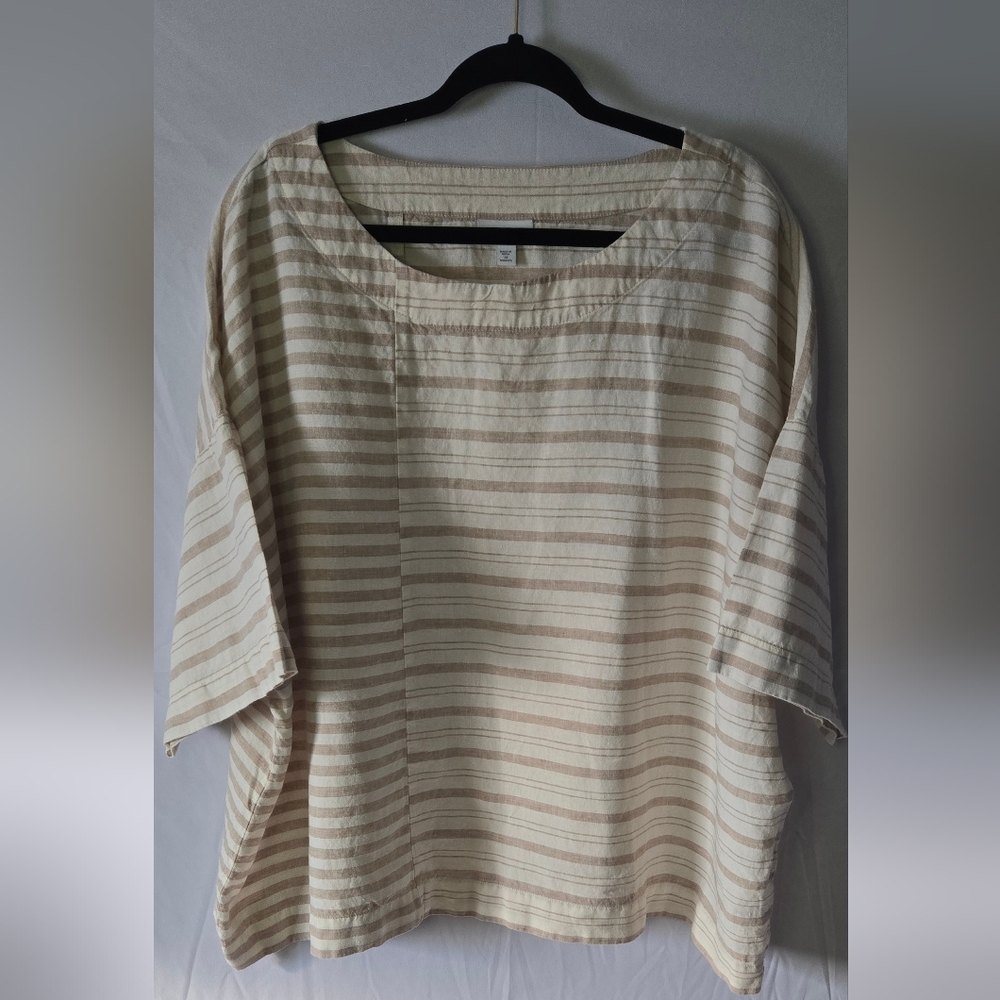 Linen Cream and Tan Women's Relaxed Top